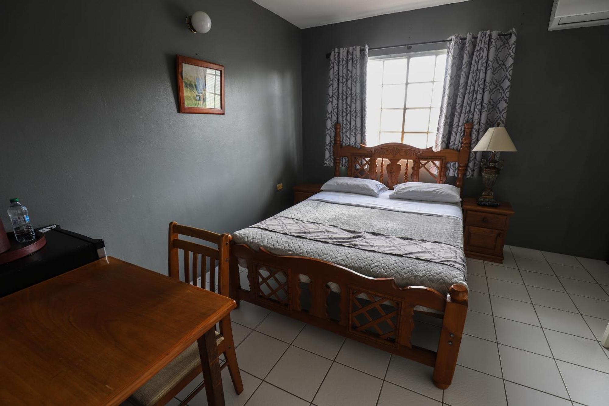 Airport Inn Piarco Εξωτερικό φωτογραφία